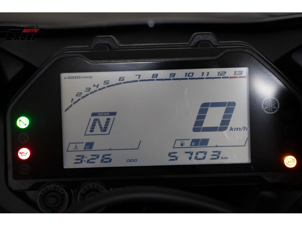 2024 Yamaha Yzf-r3 alt