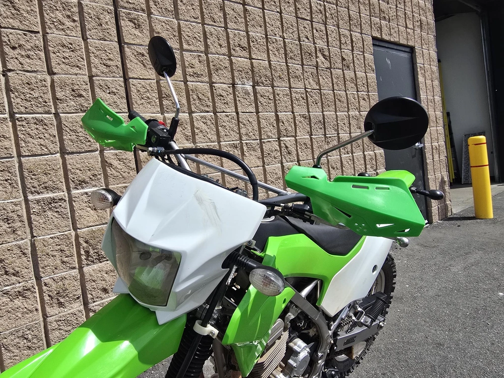 2021 Kawasaki Klx230 alt