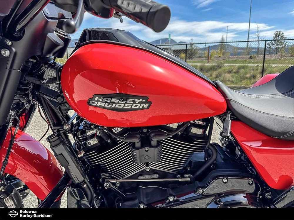 2026 Harley-davidson Flhx - Street Glide® alt