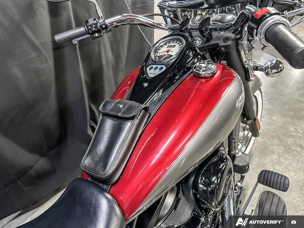 2016 Kawasaki Vulcan 900 Classic alt