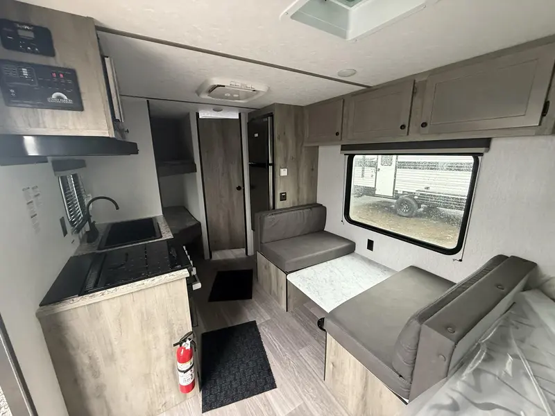 2027 Sunset Park RV Sunlite Limited 21DB