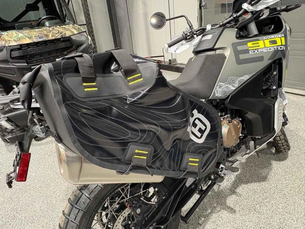 Husqvarna Norden 901 Expedition 2025 alt