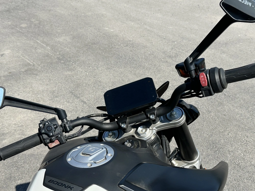 Cfmoto 800nk 2024 alt