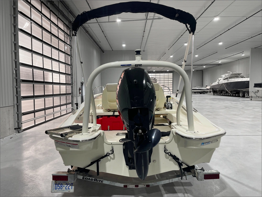 2024 Boston Whaler 160ss alt