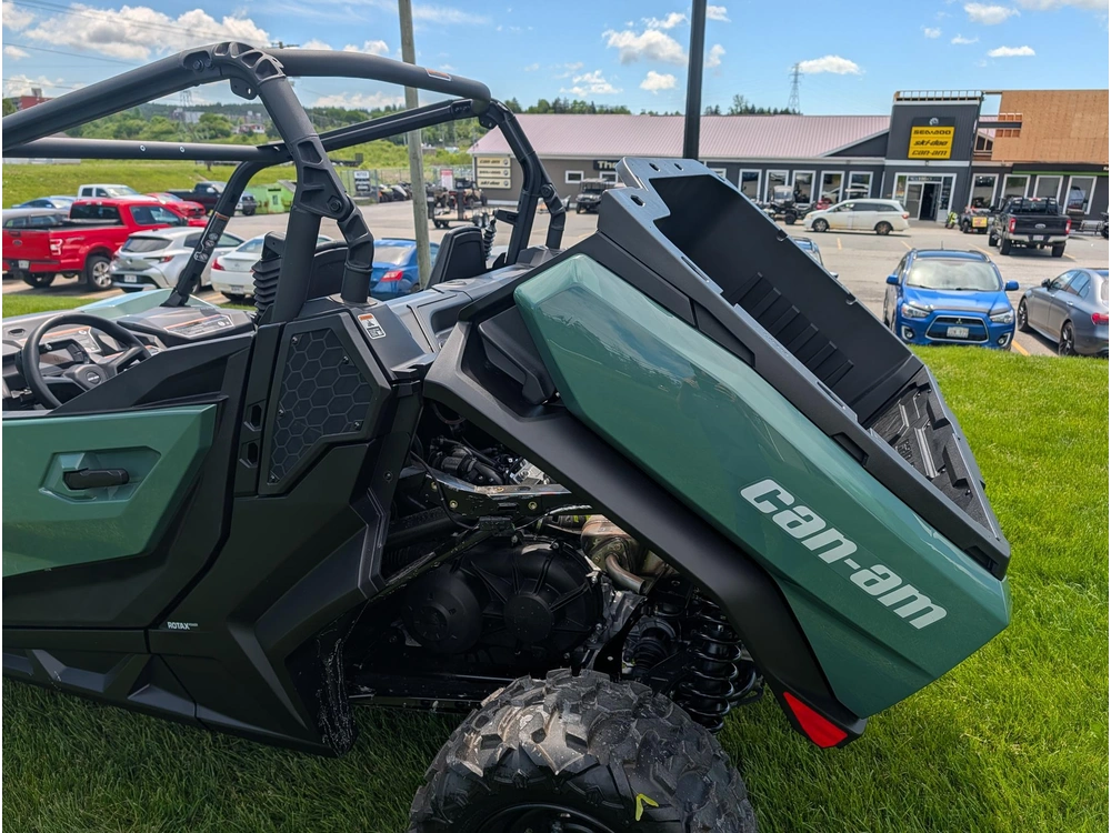 2026 Can-am Commander Dps 700 alt