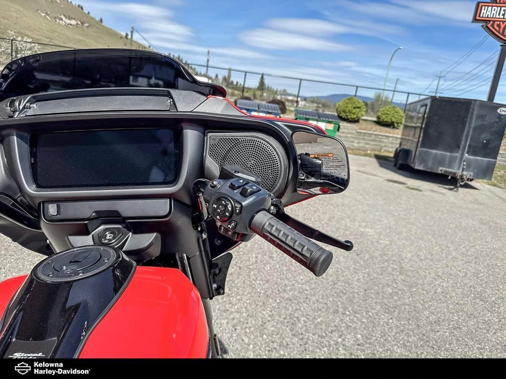 2026 Harley-davidson Flhx - Street Glide® alt