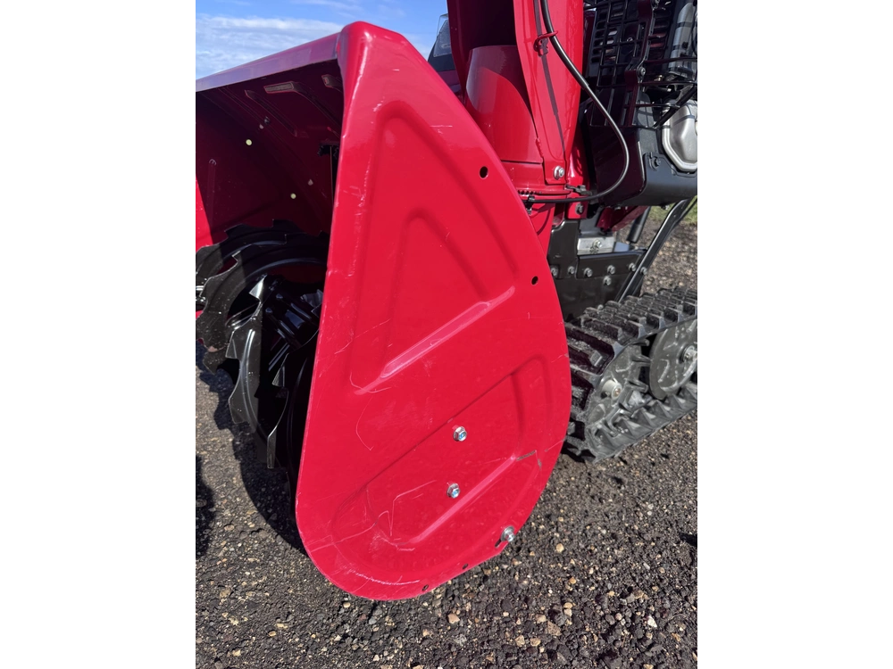 2020 Honda Hss928ct Snowblower, Used alt
