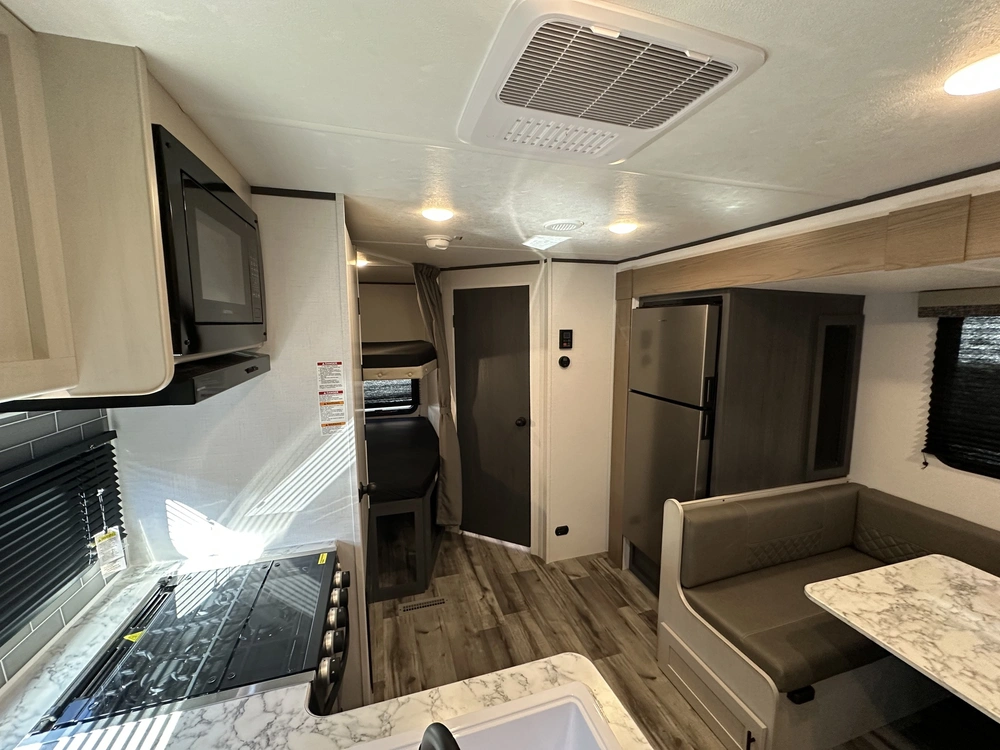 Dutchmen Aspen Trail 23bh 2026 alt