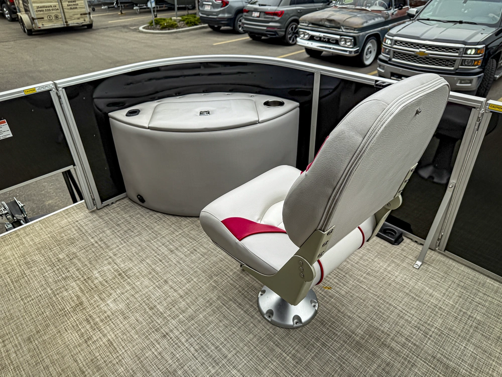 2024 Suncatcher Select 320fc Tritoon alt