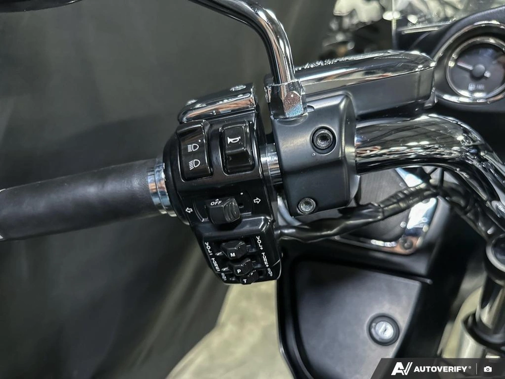 2011 Kawasaki Voyager 1700 alt