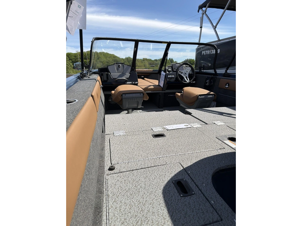 2026 Legend Legend 18 Xt W/ Merc 90hp Elpt, Sport Pkg & Trailer