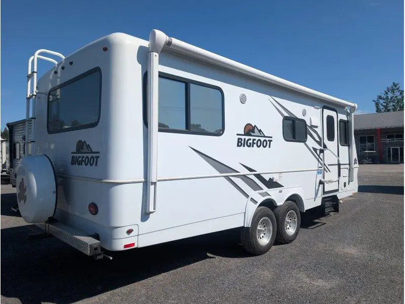 2027 Bigfoot rv Bigfoot