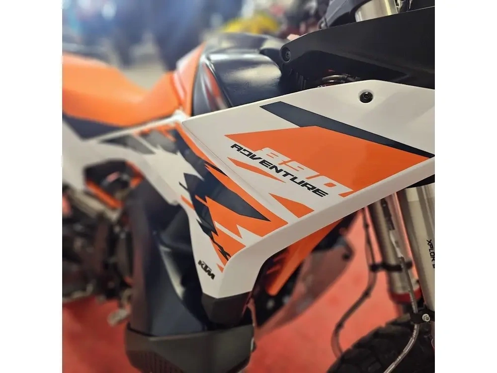 2026 Ktm Adventure 890 R alt