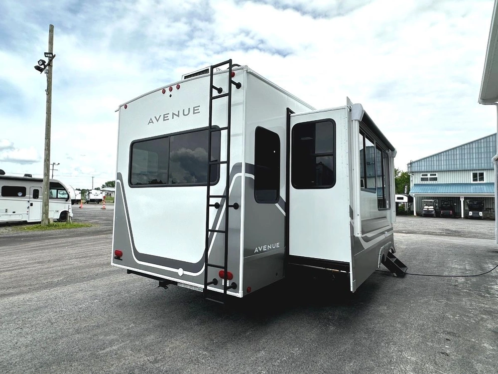 Alliance Rv Avenue 32rls 2027 alt