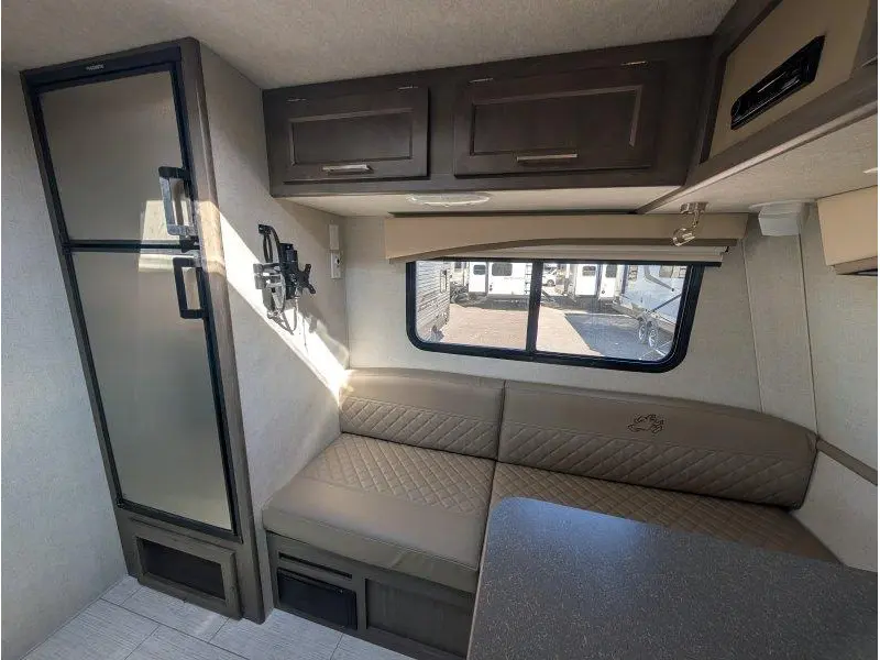 2027 Bigfoot rv Bigfoot