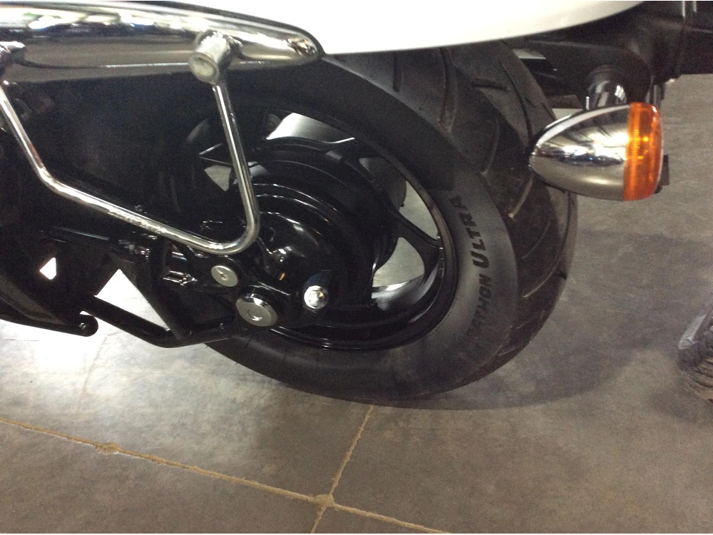 Suzuki Boulevard M50 2015 alt