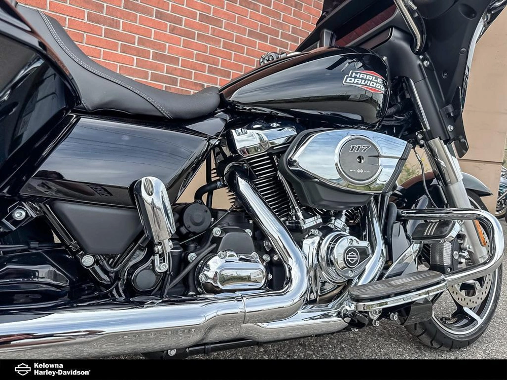 2026 Harley-davidson Flhx - Street Glide® alt