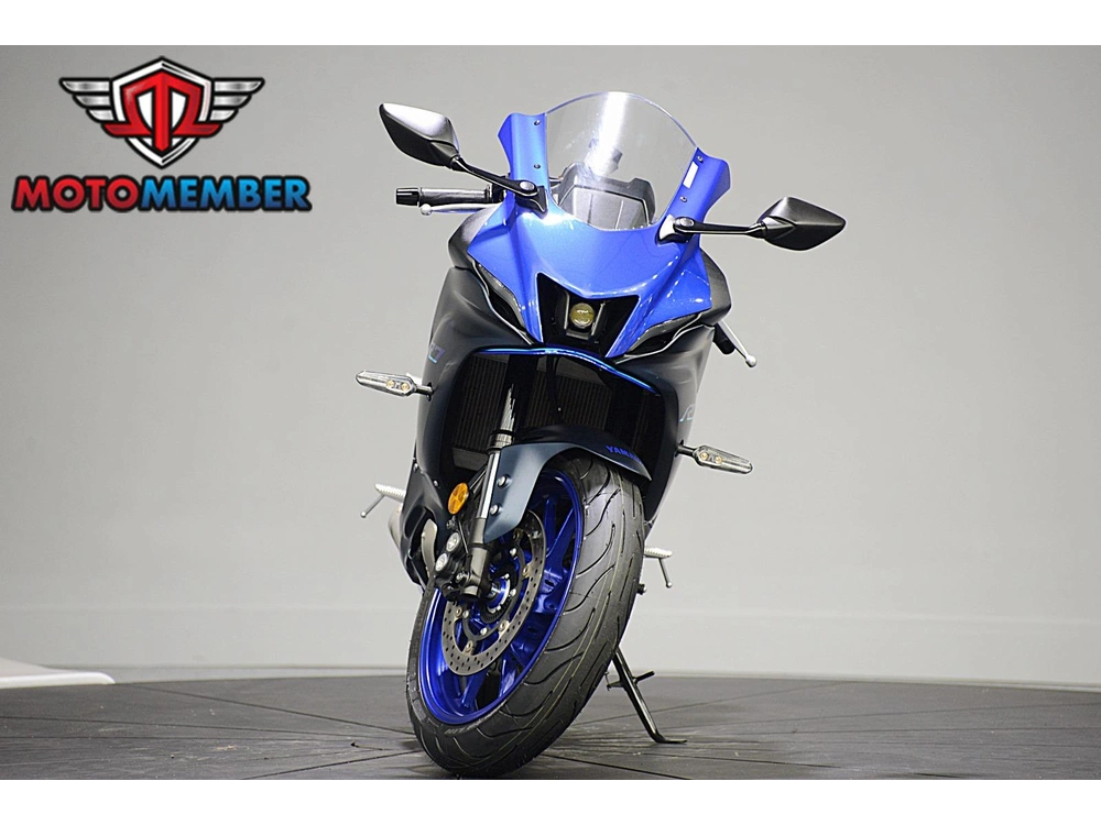 2022 Yamaha Yzf-r7 alt