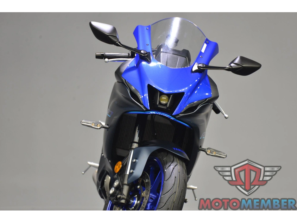 2022 Yamaha Yzf-r7 alt