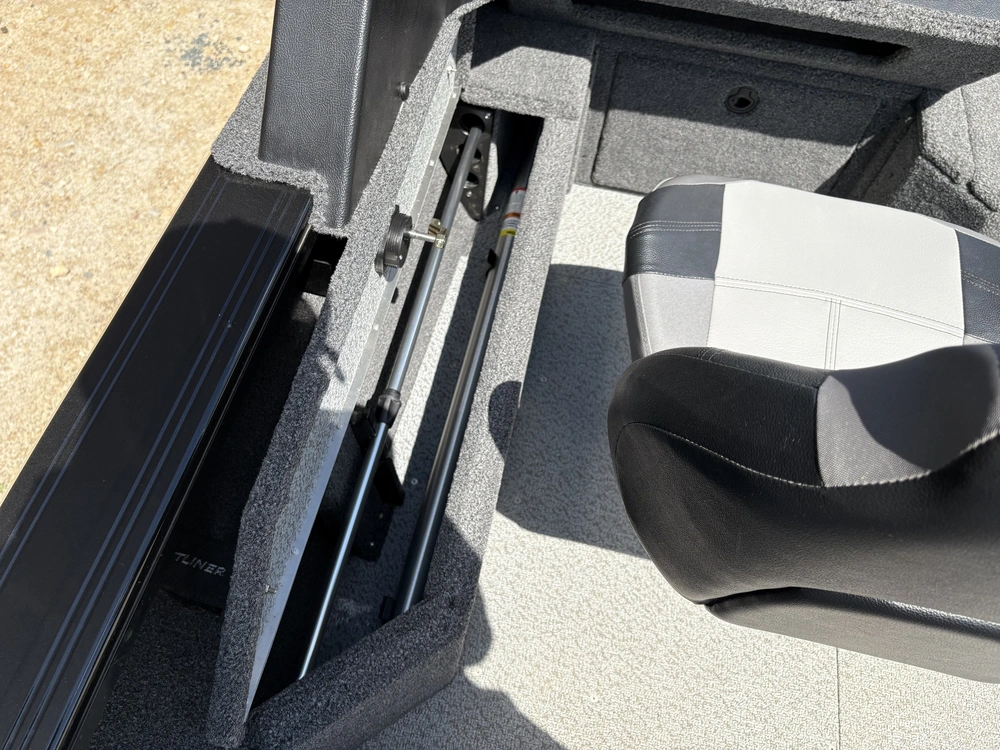 2025 Crestliner 1750 Fish Hawk Wt Jumpseat alt