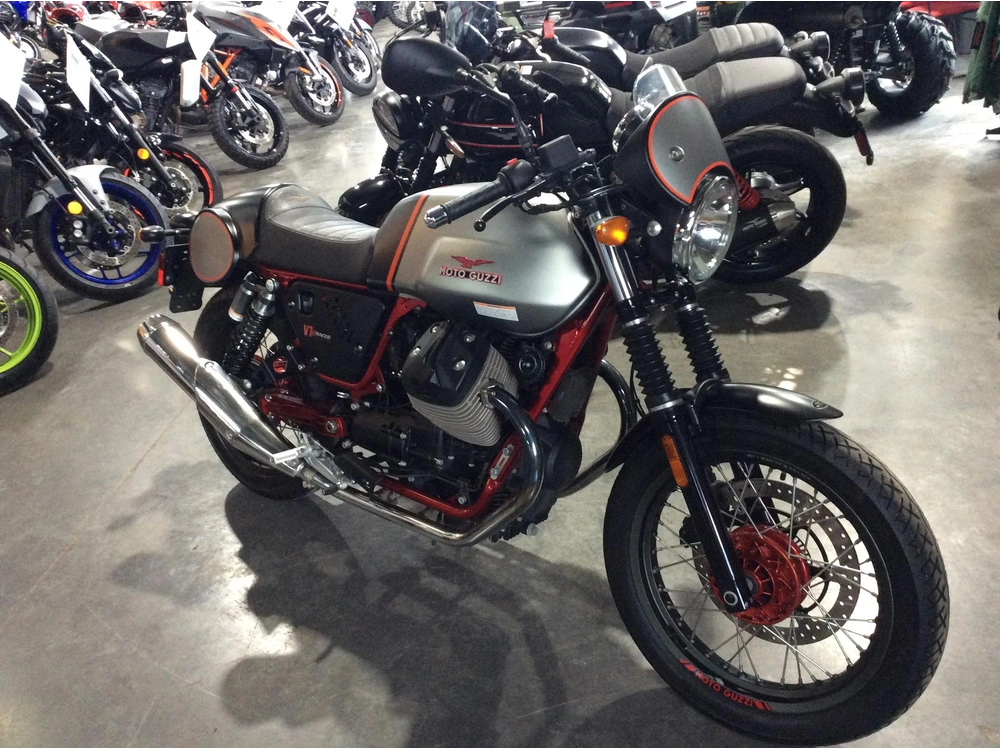 2016 Moto Guzzi V7 Ii Racer Abs alt