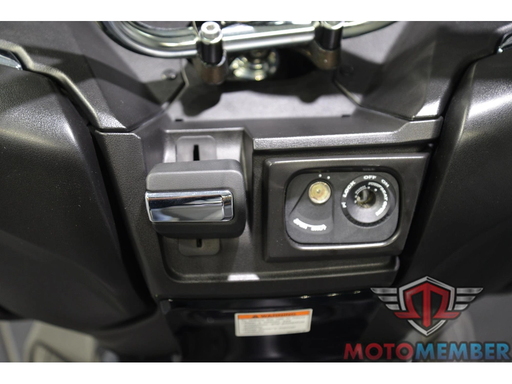 2019 Suzuki Burgman 400 alt
