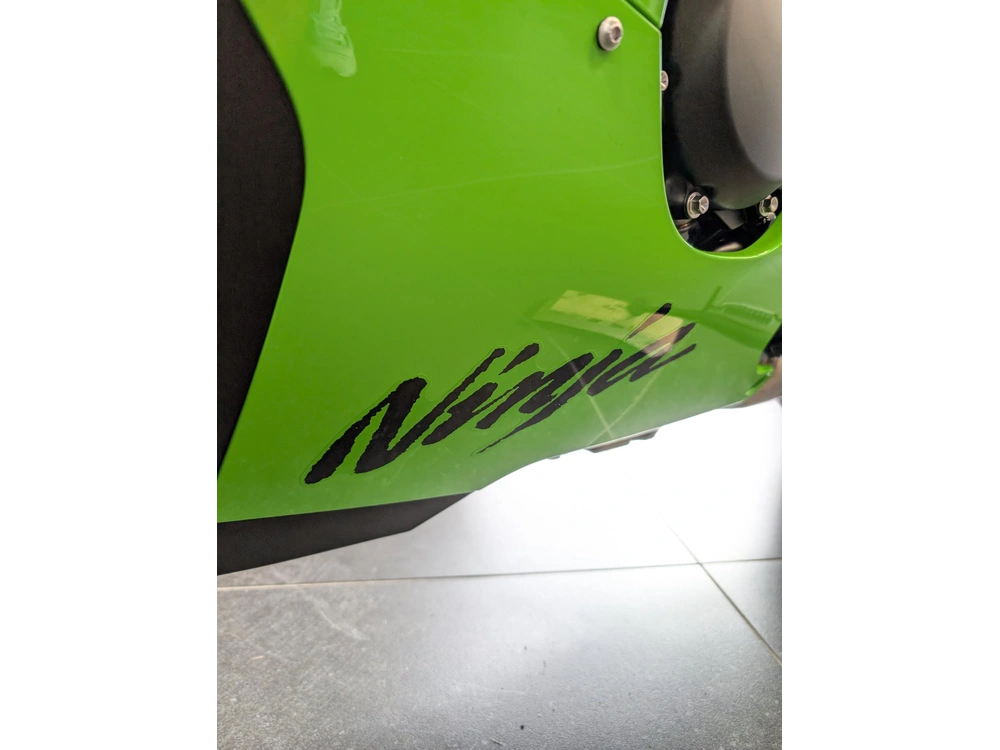 Kawasaki Ninja Zx-10r 2026 alt