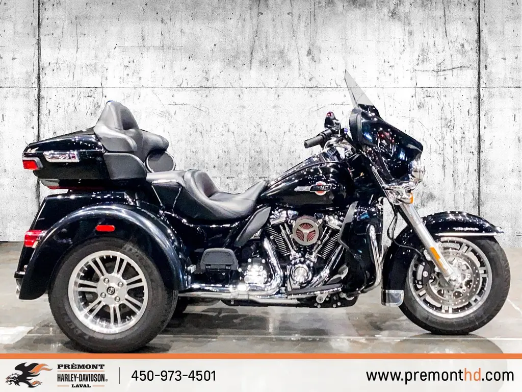 Harley-Davidson Tri Glide UltraFLHTCUTG 2024