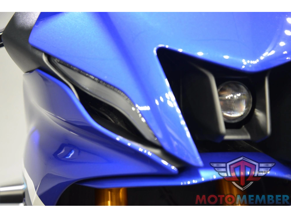 2025 Yamaha Yzf-r7 alt