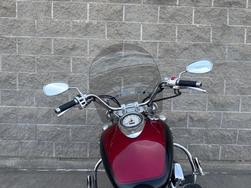 2002 Yamaha V-star 1100 alt