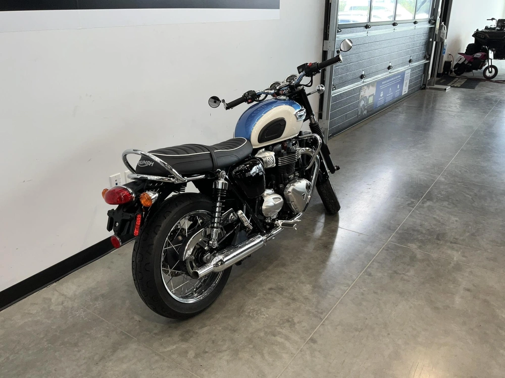 2017 Triumph Bonneville T100 alt