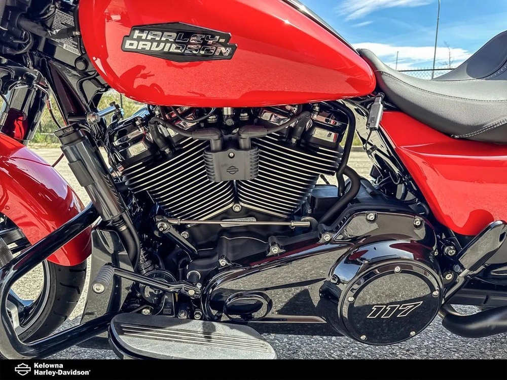 2026 Harley-davidson Flhx - Street Glide® alt