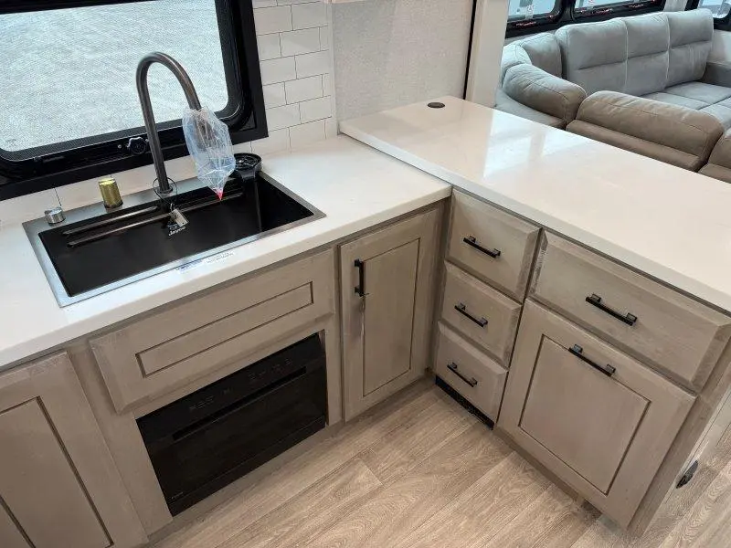2027 Jayco Pinnacle