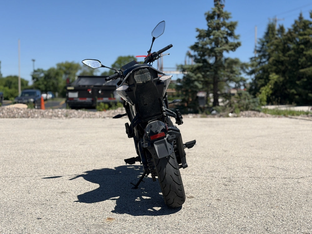 2022 Cfmoto 300nk alt