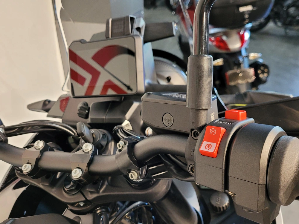 Husqvarna Norden 901 *à Partir De 3.99% 2025 alt