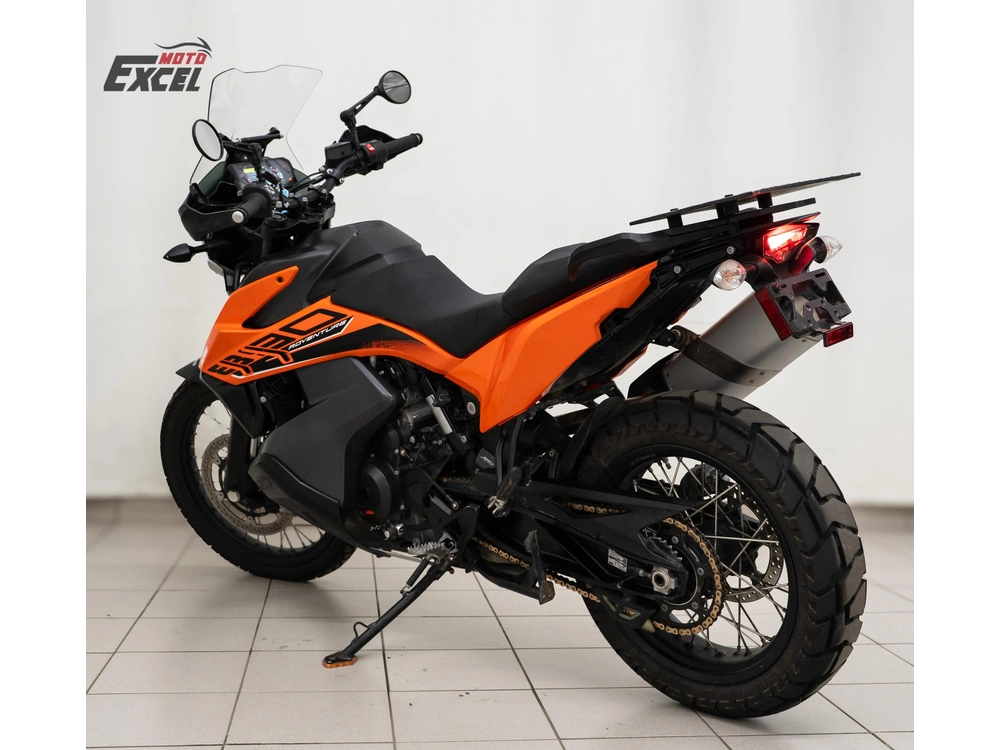 Ktm 890 Adventure 2021 alt