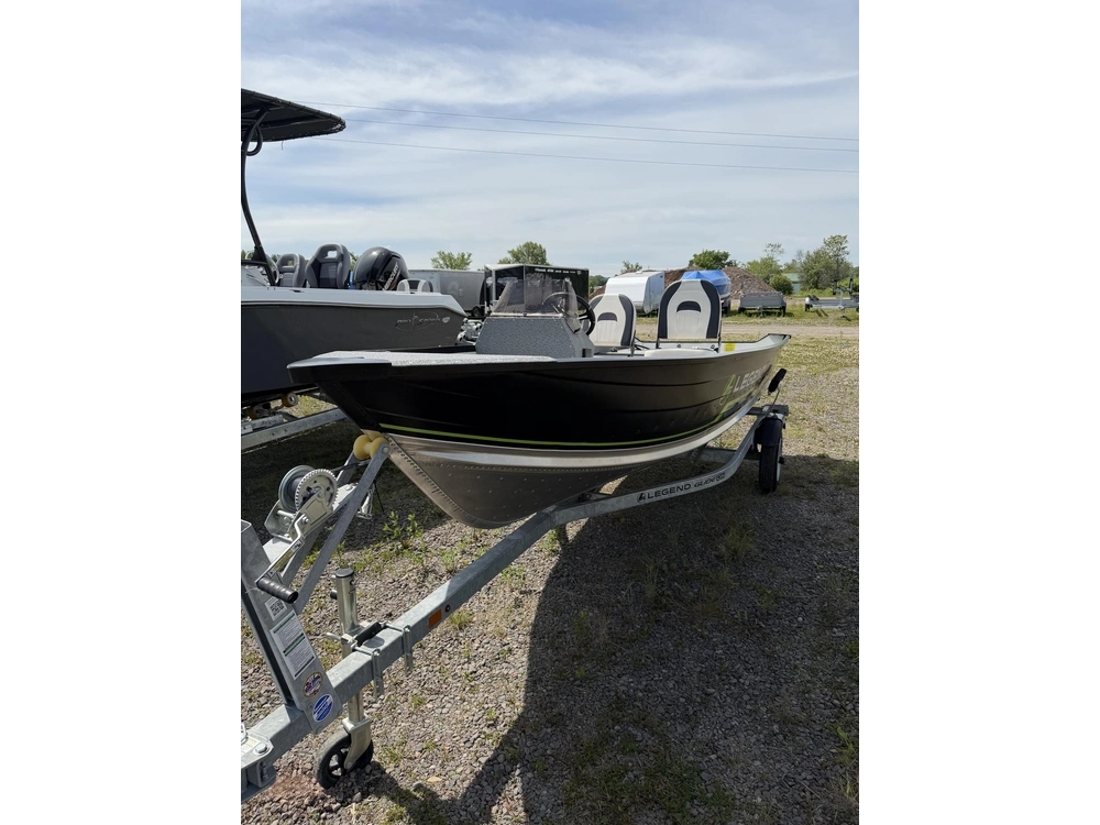 2025 Legend 16 Prosport Sc W/ 25 Elpt 4s Merc & Mooring Cover