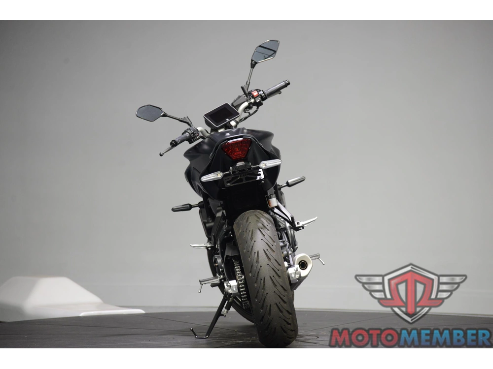 2023 Yamaha Mt-07 alt