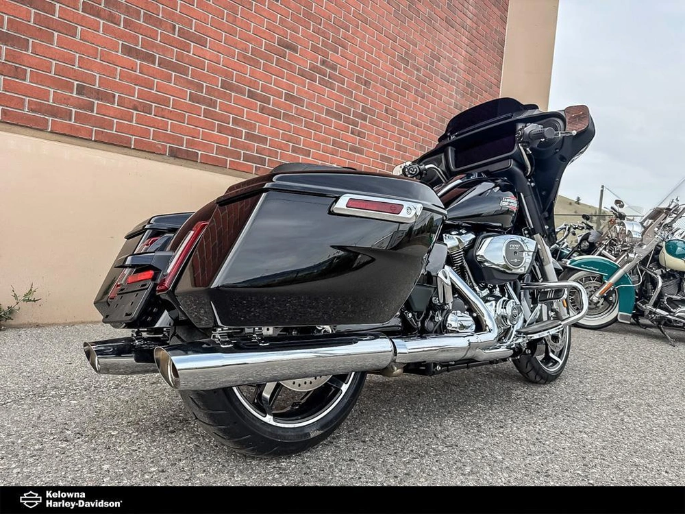 2026 Harley-davidson Flhx - Street Glide® alt