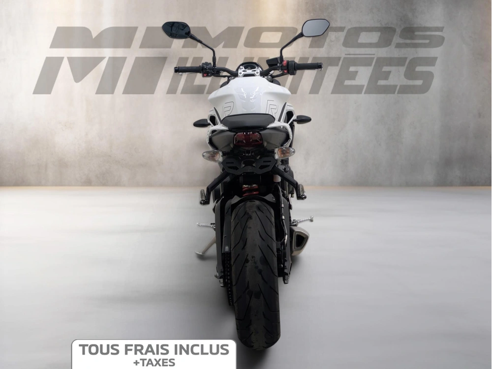 Triumph Street Triple 765 R 2024 alt