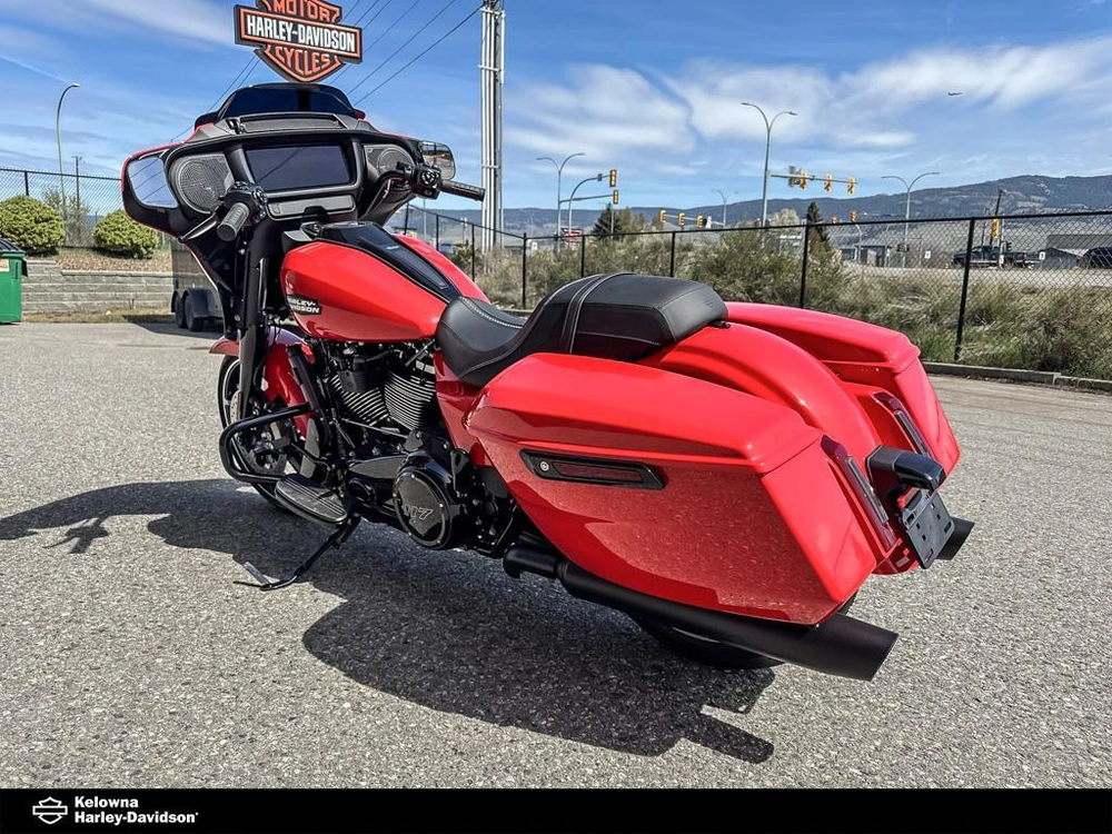 2026 Harley-davidson Flhx - Street Glide® alt