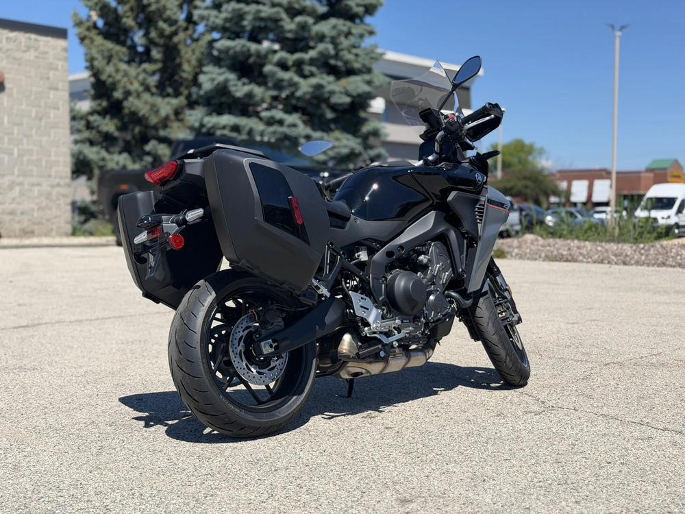 2026 Yamaha Tracer 9 alt