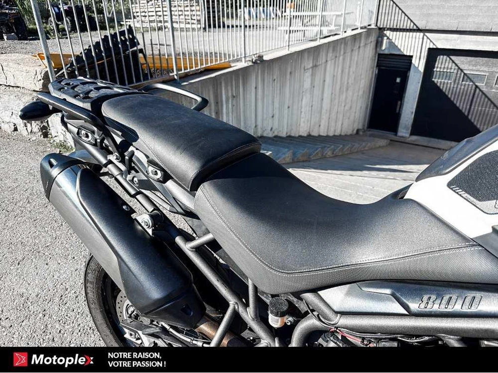 Triumph Tiger 800 2018 alt