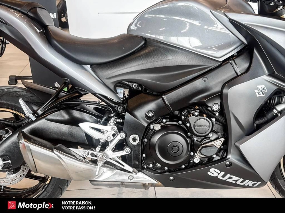 Suzuki Gsx-s1000 2016 alt