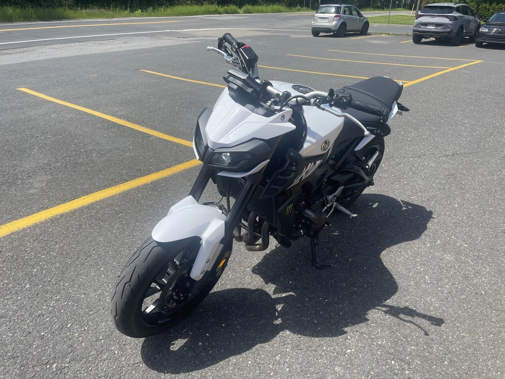 Yamaha Fz 09 2017 alt