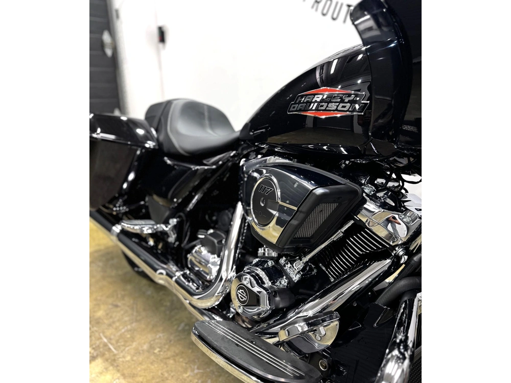 Harley-davidson Road Glide 2025 alt