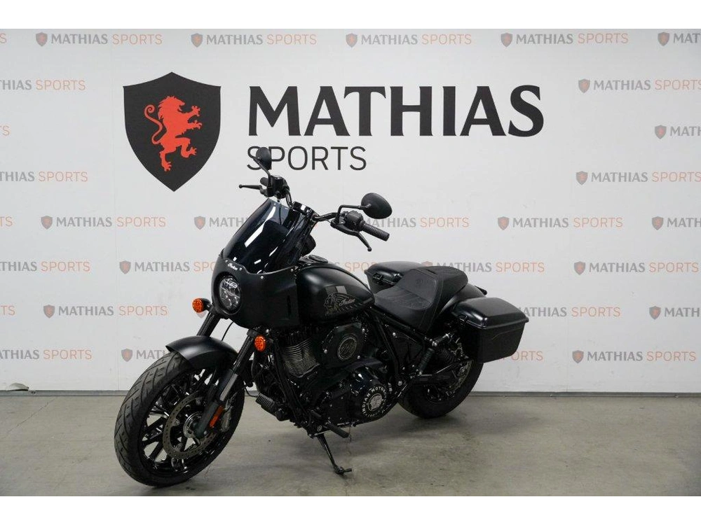 2025 Indian Motorcycle Sport Chief Rt alt
