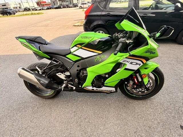 Kawasaki Ninja Zx-10r Ninja Zx-10r Zx10r Zx 10r Bas Km Krt 2025 alt