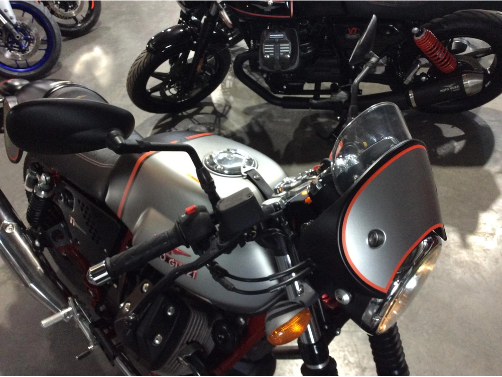 2016 Moto Guzzi V7 Ii Racer Abs alt
