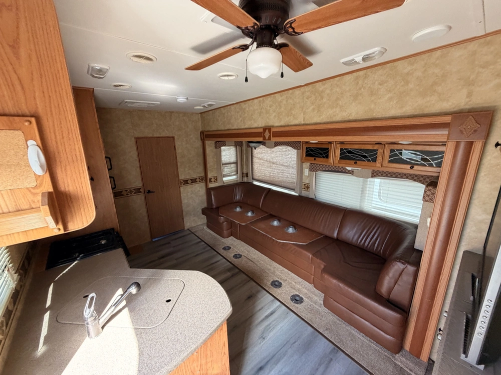 2010 Heartland Sundance 3300rlb alt